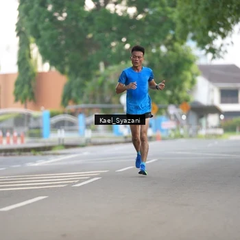 Runner Photo 7692689