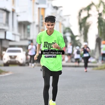 Runner Photo 7692692