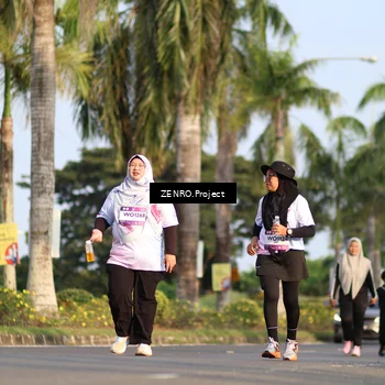 Runner Photo 7692693