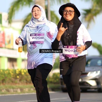 Runner Photo 7692698