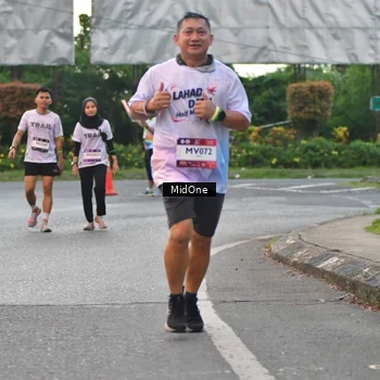 Runner Photo 7692700