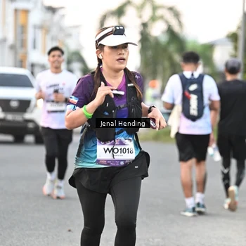 Runner Photo 7692704