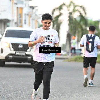 Runner Photo 7692711