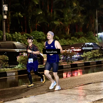 Runner Photo 7692728