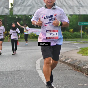 Runner Photo 7692734