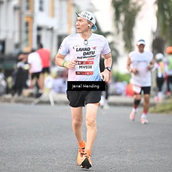 Runner Photo 7692742
