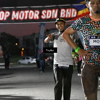 Runner Photo 7692745