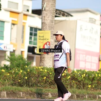 Runner Photo 7692750