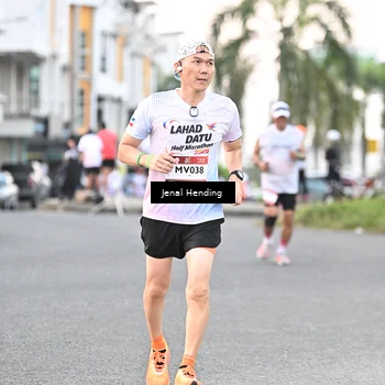 Runner Photo 7692751