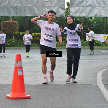 Runner Photo 7692770
