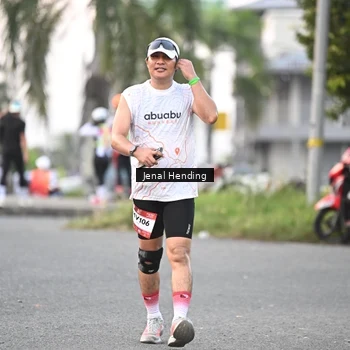 Runner Photo 7692772