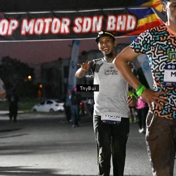 Runner Photo 7692778
