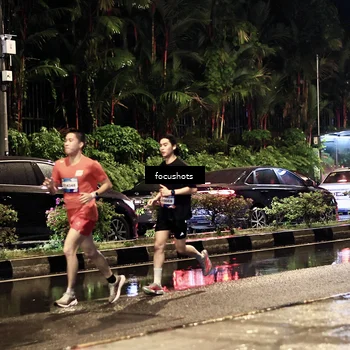 Runner Photo 7692792