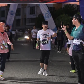 Runner Photo 7692797