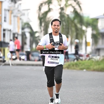 Runner Photo 7692804