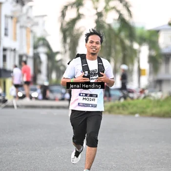 Runner Photo 7692811