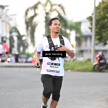 Runner Photo 7692812