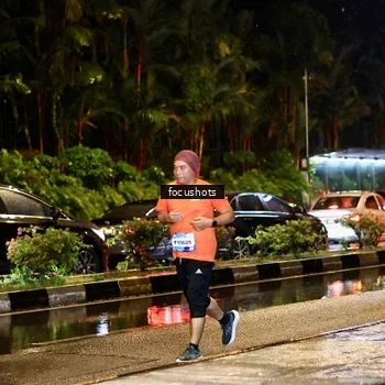Runner Photo 7692817