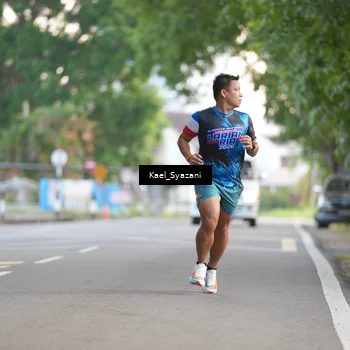 Runner Photo 7692819