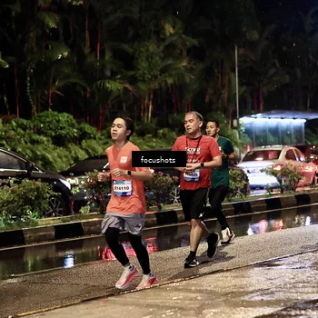 Runner Photo 7692820