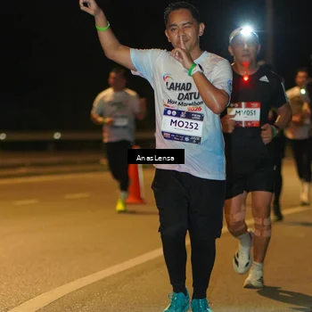 Runner Photo 7692821