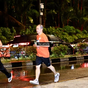 Runner Photo 7692831