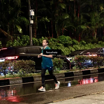 Runner Photo 7692832