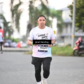 Runner Photo 7692842