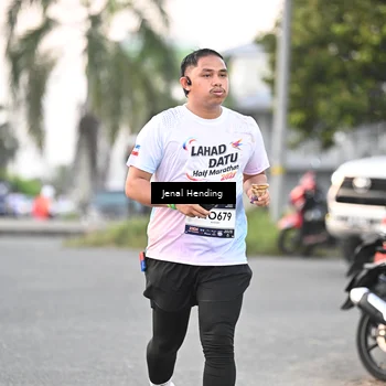 Runner Photo 7692845