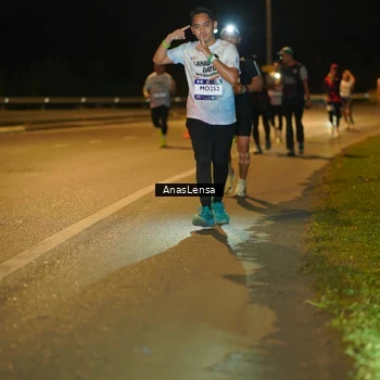 Runner Photo 7692850