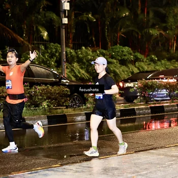 Runner Photo 7692867