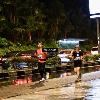 Runner Photo 7692868