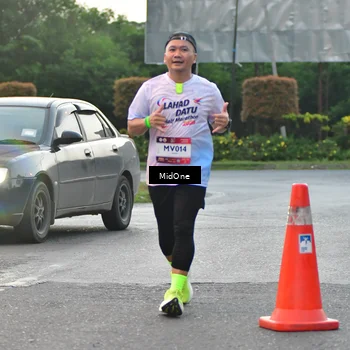 Runner Photo 7692874