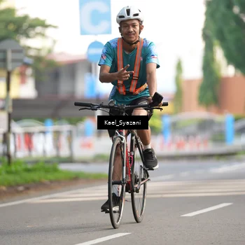 Runner Photo 7692876