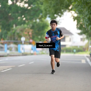 Runner Photo 7692887
