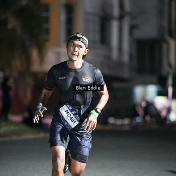 Runner Photo 7692896