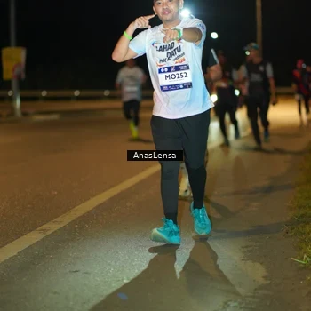 Runner Photo 7692905