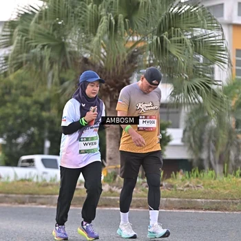 Runner Photo 7692909