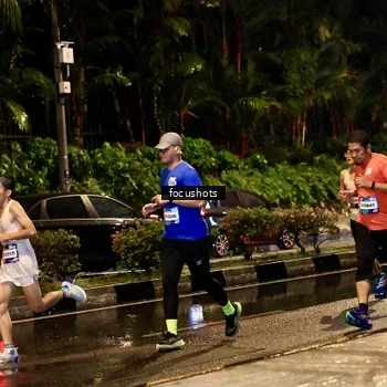 Runner Photo 7692926