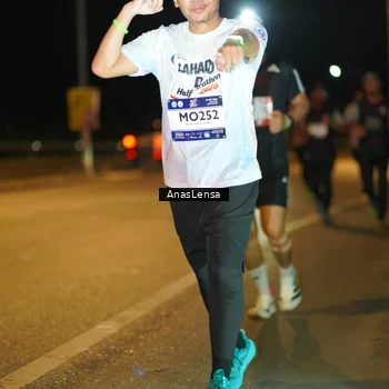 Runner Photo 7692929