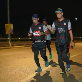 Runner Photo 7692935