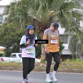 Runner Photo 7692938