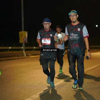Runner Photo 7692944