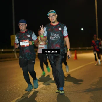 Runner Photo 7692949