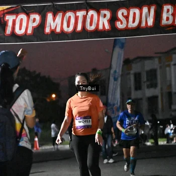 Runner Photo 7692963