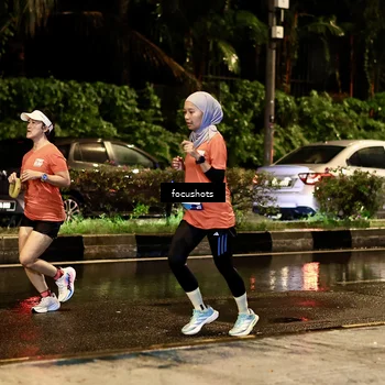 Runner Photo 7692968