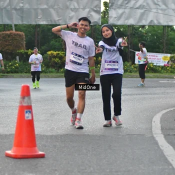 Runner Photo 7692989