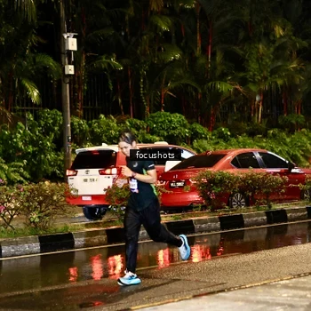 Runner Photo 7693000