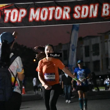 Runner Photo 7693003