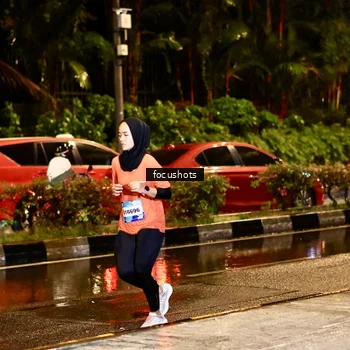 Runner Photo 7693015
